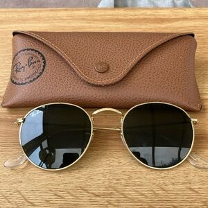 Ray-Ban Gold Black Classic Sunglasses with case